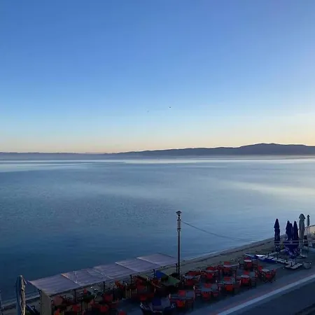 Vista Mare By Oikies Rentals Néoi Epivátai Exteriér fotografie